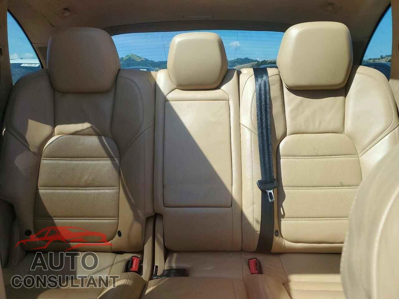 PORSCHE CAYENNE 2012 - WP1AC2A2XCLA82487