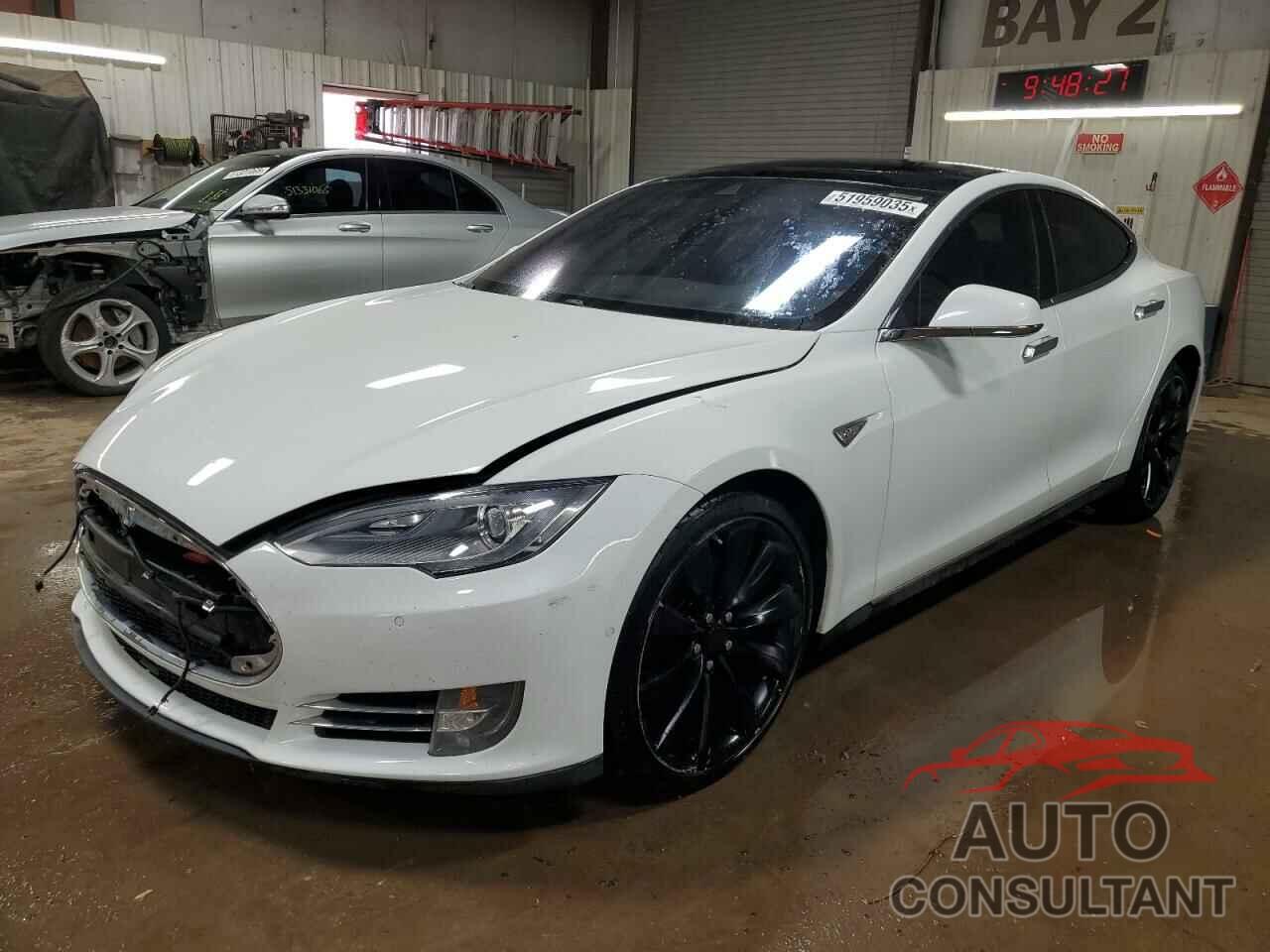 TESLA MODEL S 2015 - 5YJSA1H24FF092628