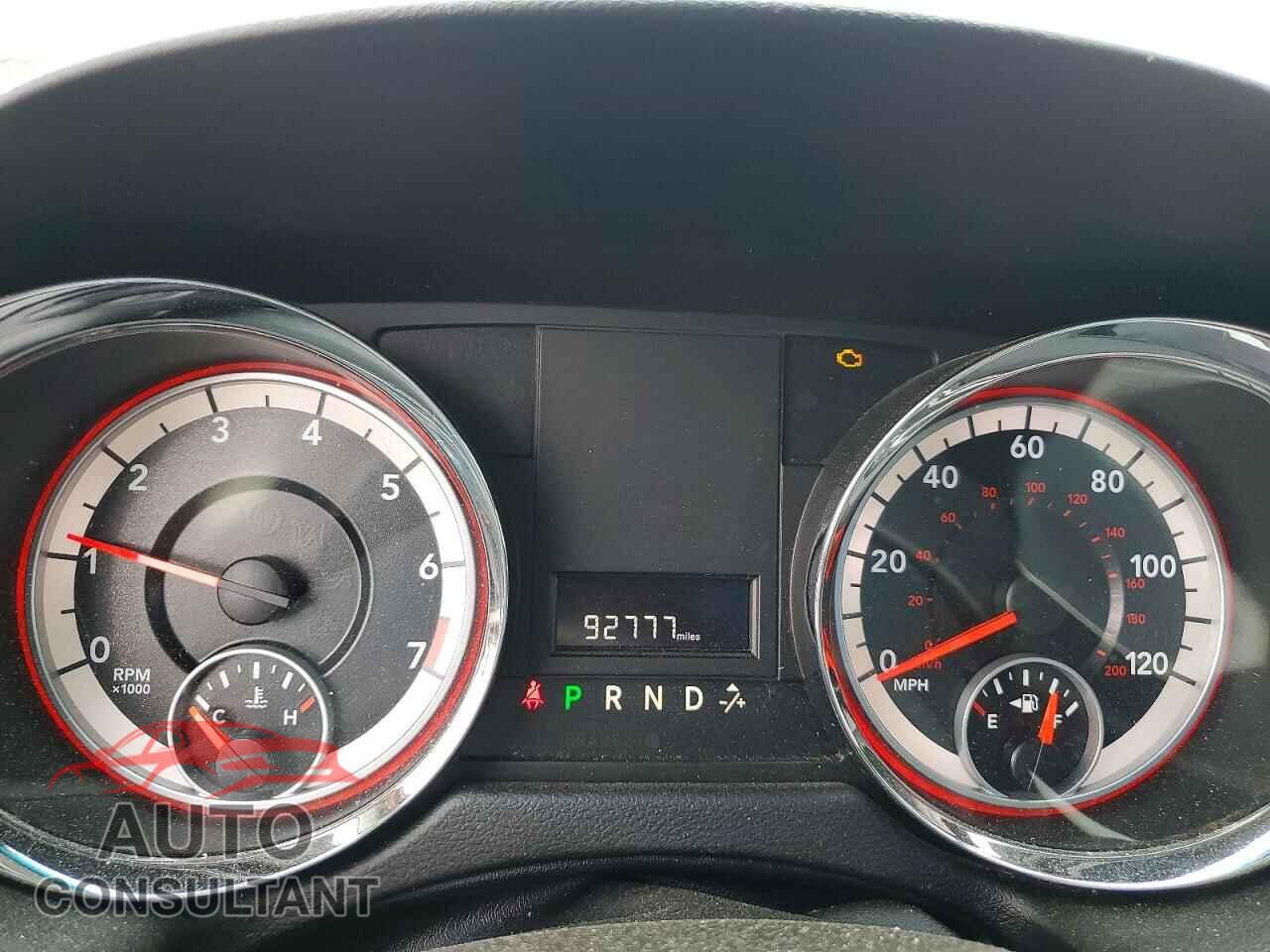 DODGE CARAVAN 2015 - 2C4RDGCG6FR549892