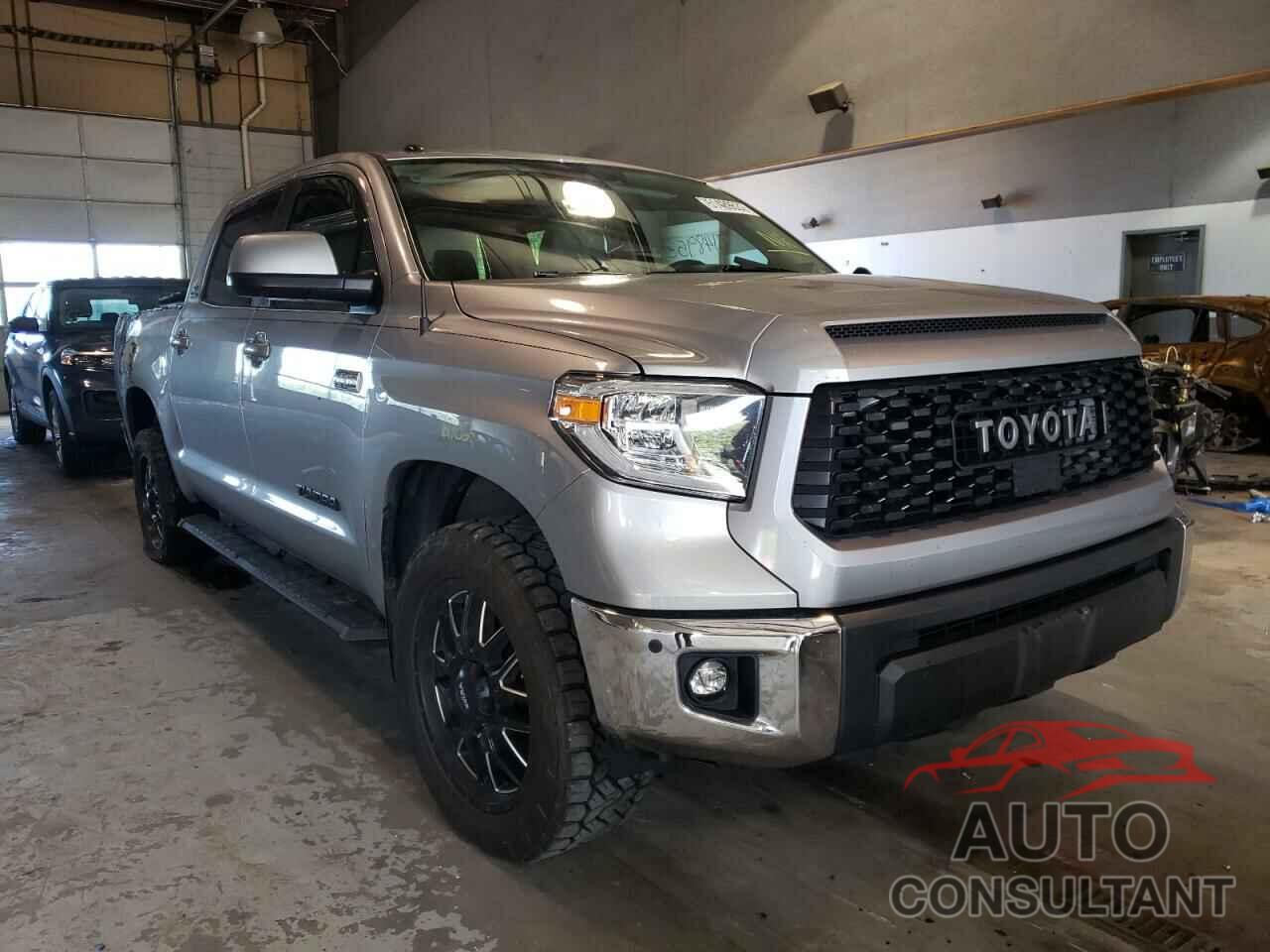 TOYOTA TUNDRA 2018 - 5TFHW5F16JX746900