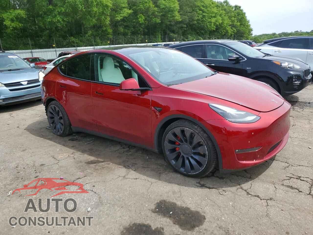 TESLA MODEL Y 2024 - 7SAYGDEF7RF043500
