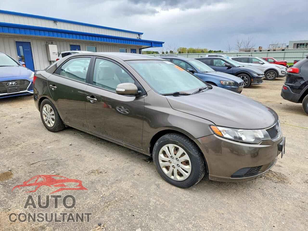 KIA FORTE 2010 - KNAFU4A26A5122644