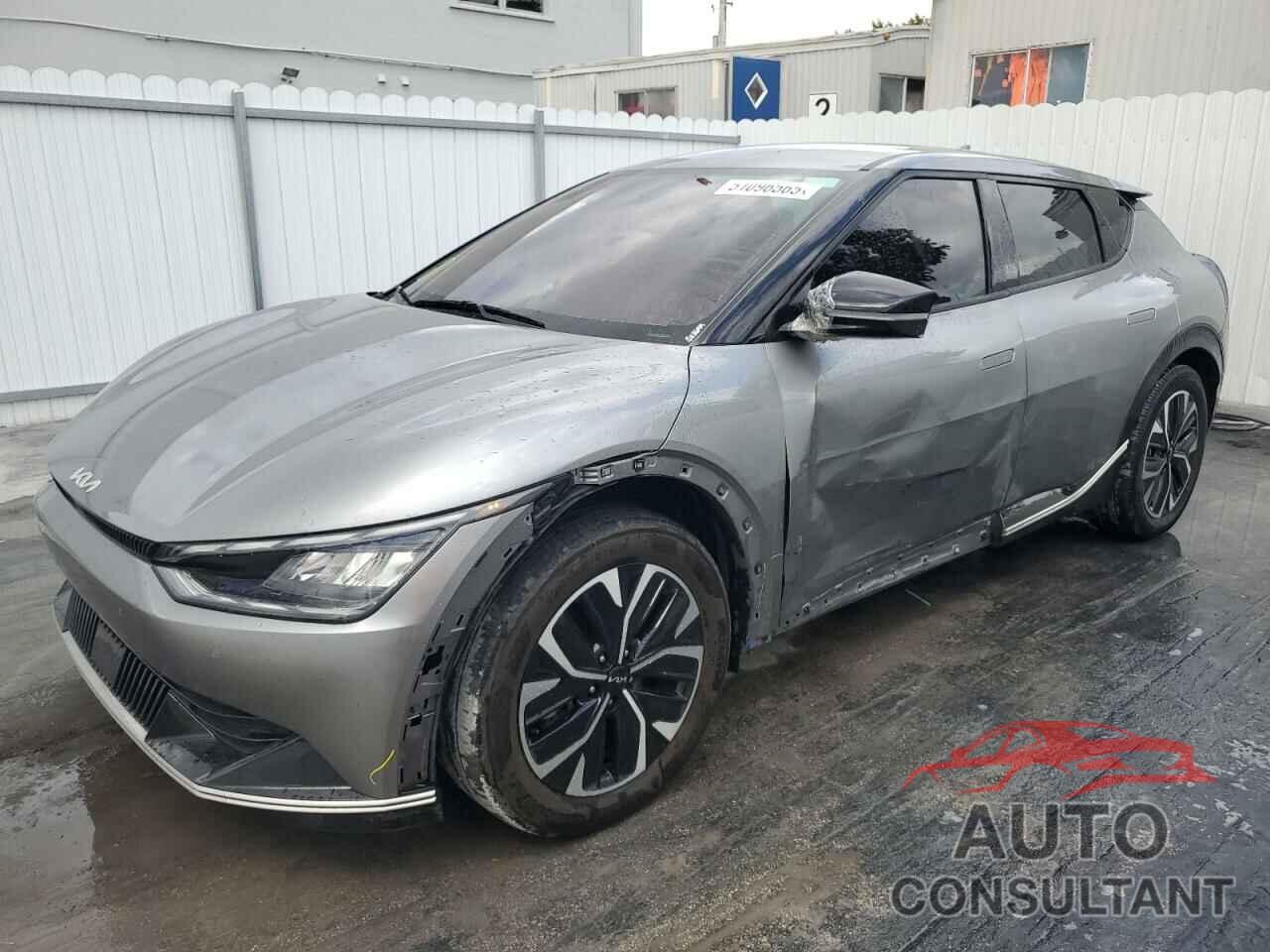 KIA EV6 LIGHT 2023 - KNDC34LA3P5610858