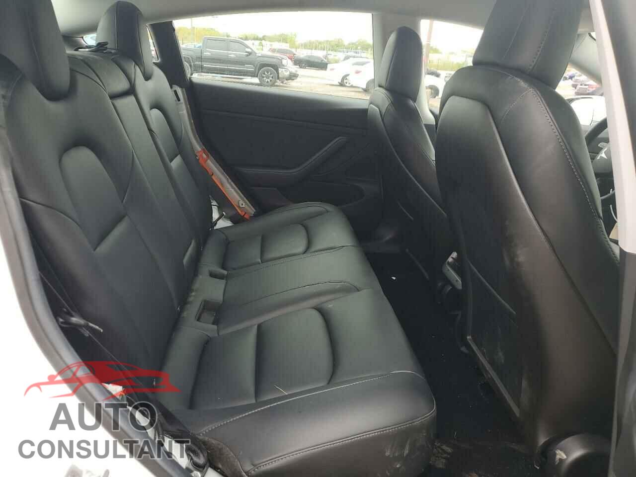 TESLA MODEL 3 2019 - 5YJ3E1EB2KF493621