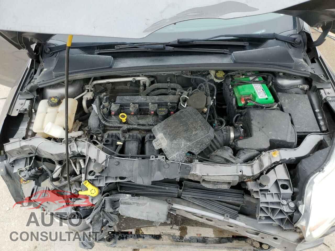 FORD FOCUS 2014 - 1FADP3F27EL105976