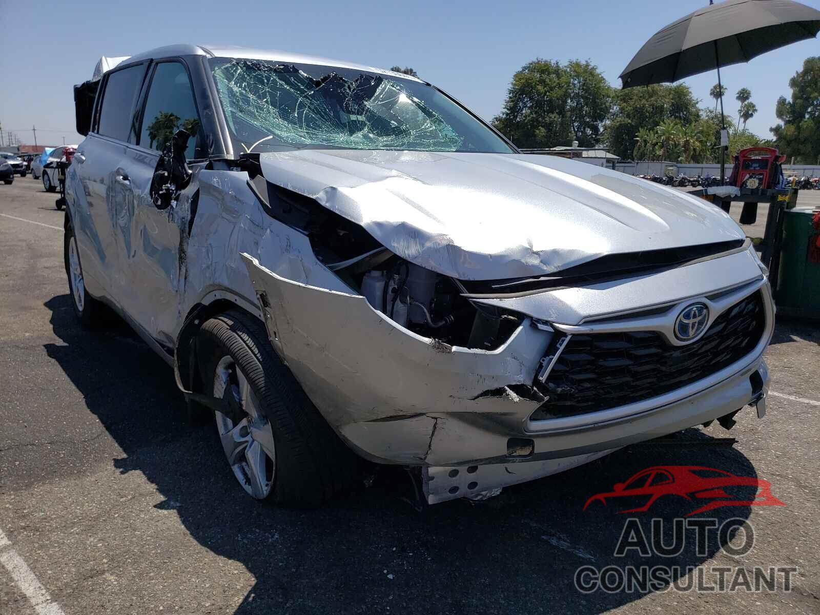 TOYOTA HIGHLANDER 2021 - 5TDBBRCH2MS036932