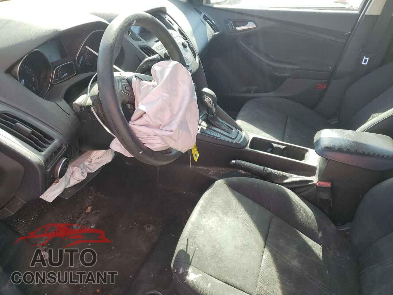 FORD FOCUS 2017 - 1FADP3FE4HL293595
