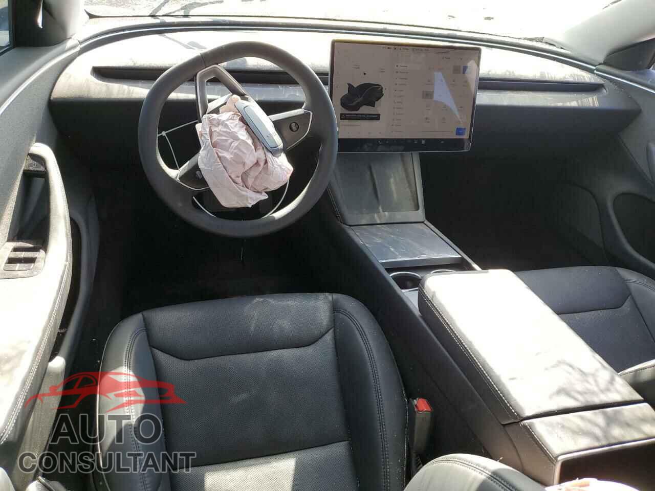 TESLA MODEL 3 2024 - 5YJ3E1EA8RF721204