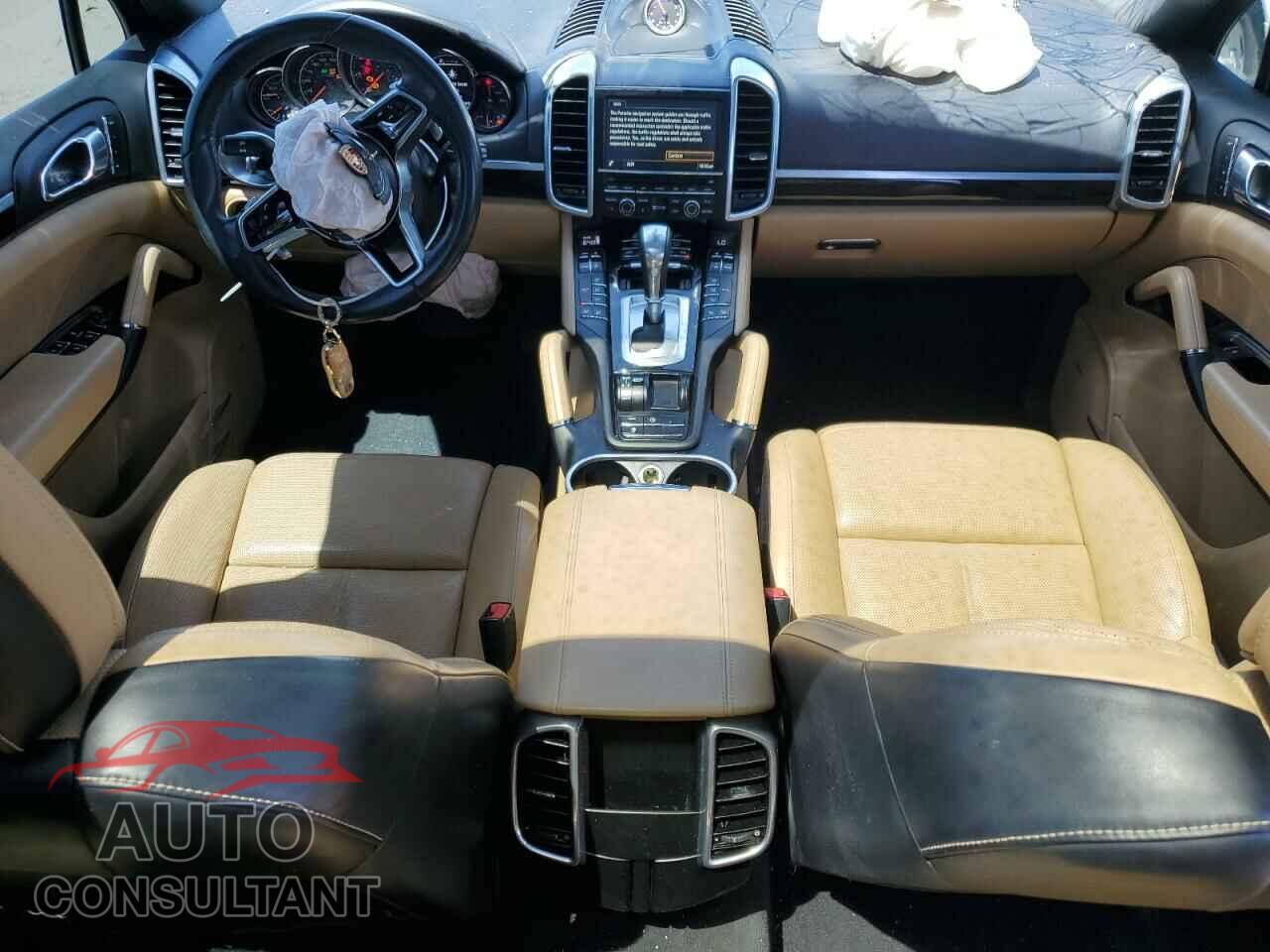 PORSCHE CAYENNE 2016 - WP1AA2A27GLA00419