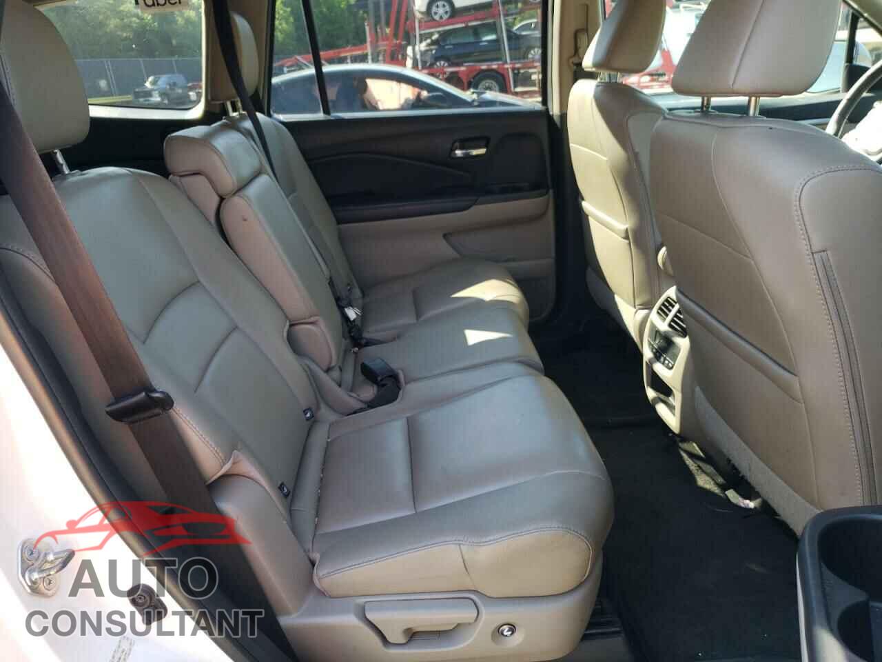 HONDA PILOT 2016 - 5FNYF6H59GB017802