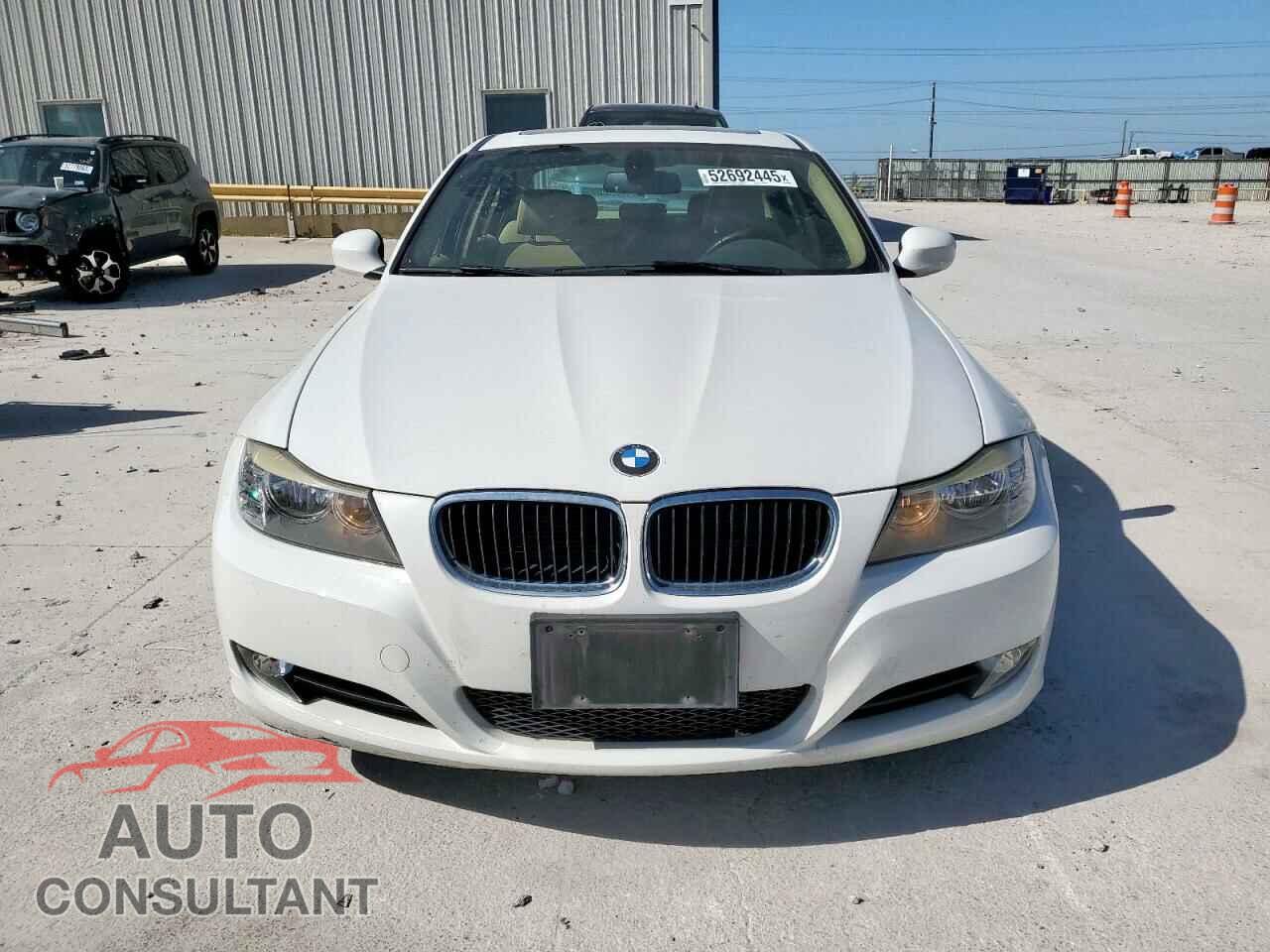 BMW 3 SERIES 2011 - WBAPH7C50BE674613