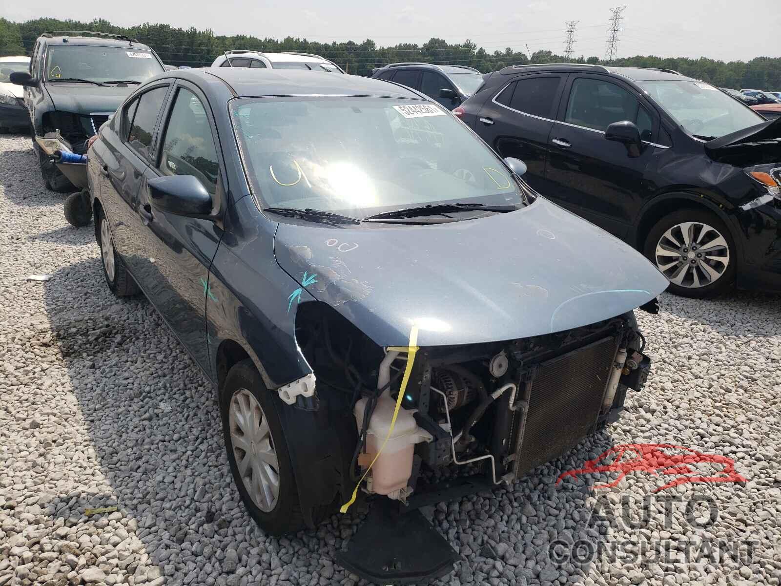NISSAN VERSA 2016 - 3N1CN7AP7GL881380
