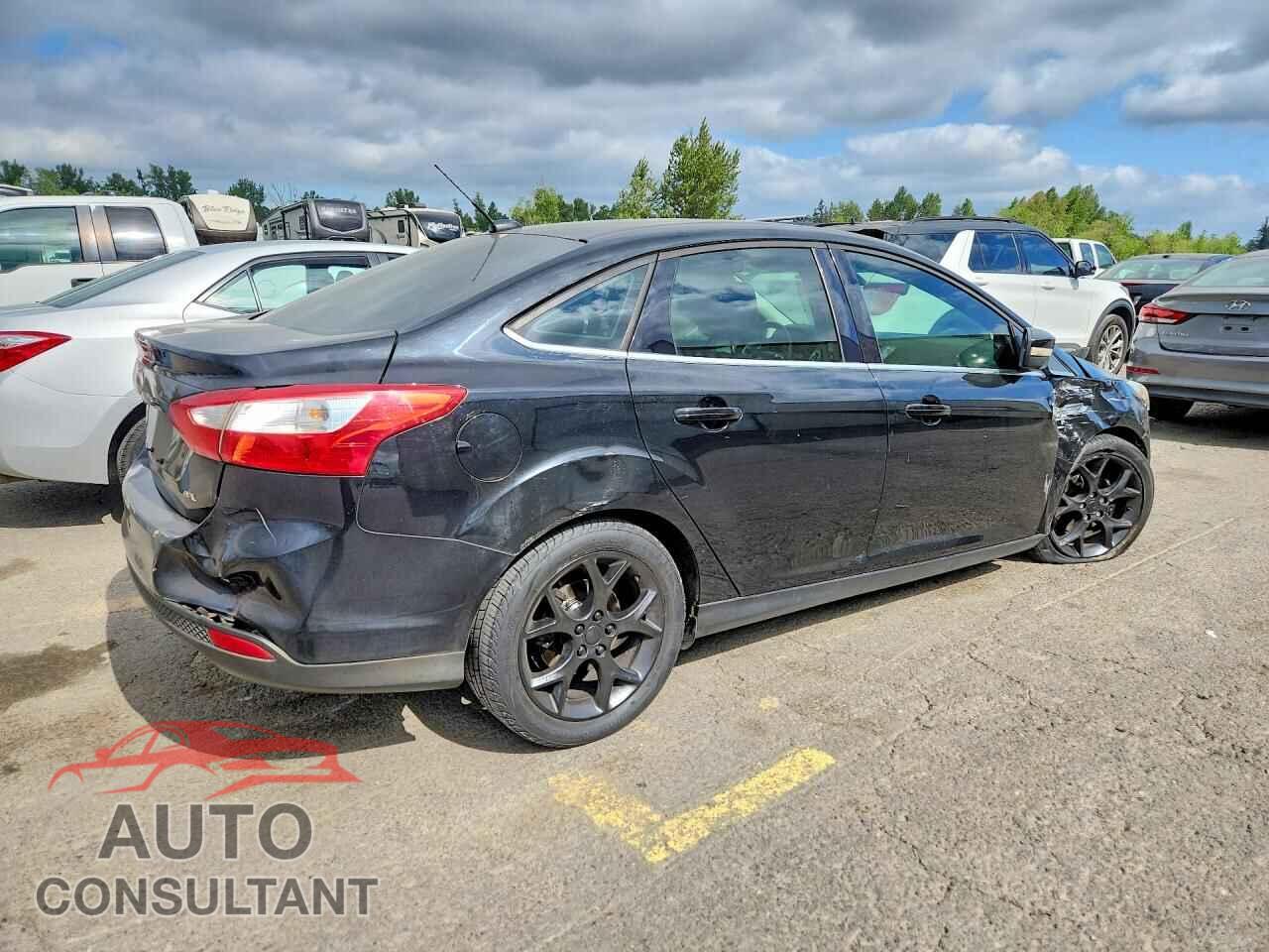 FORD FOCUS 2012 - 1FAHP3H29CL210577
