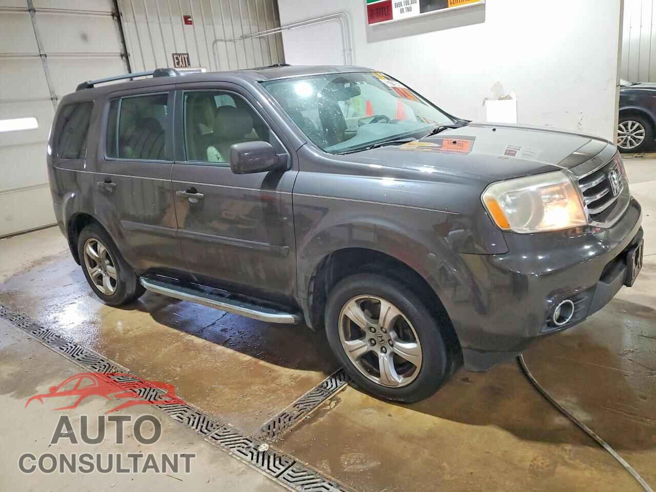 HONDA PILOT 2013 - 5FNYF4H50DB004792