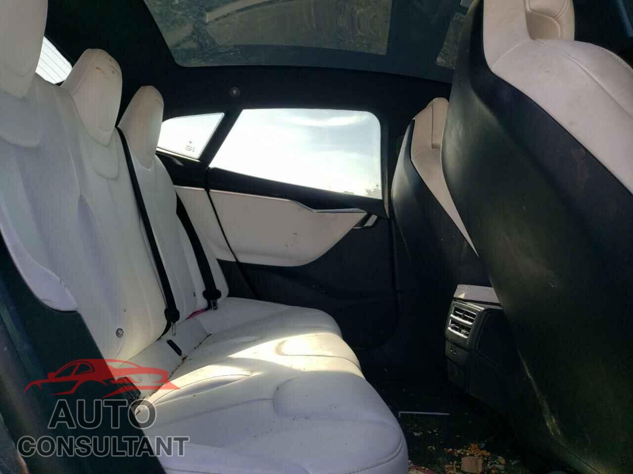 TESLA MODEL S 2017 - 5YJSA1E14HF199502