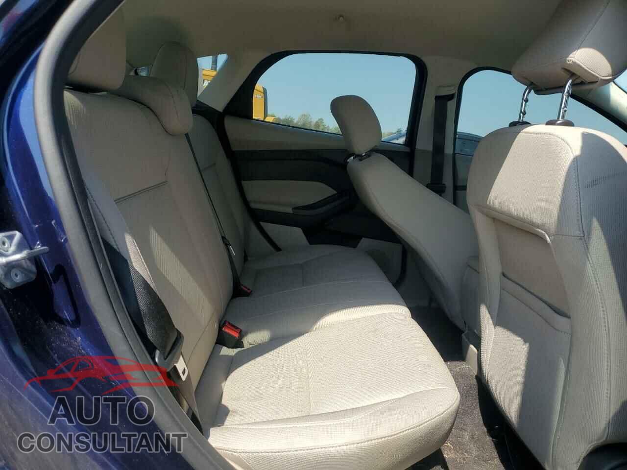 FORD FOCUS 2017 - 1FADP3R45HL343570