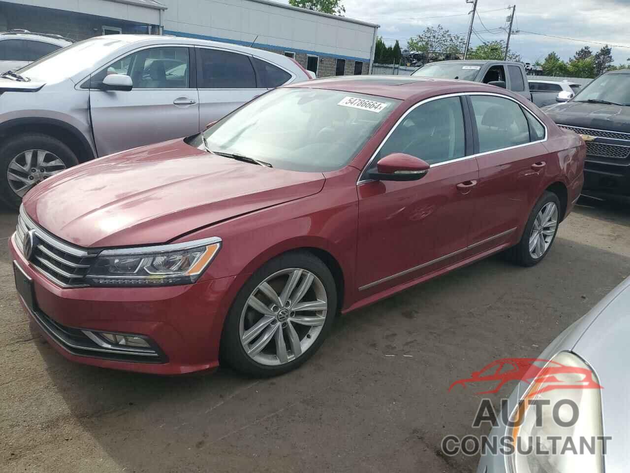 VOLKSWAGEN PASSAT 2018 - 1VWCA7A37JC043470