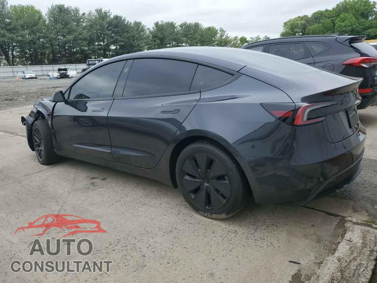 TESLA MODEL 3 2024 - 5YJ3E1EB2RF729422