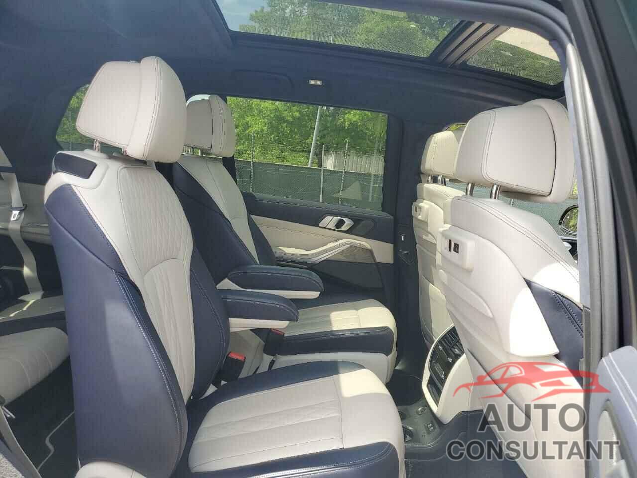 BMW X7 2019 - 5UXCX4C55KLB39891