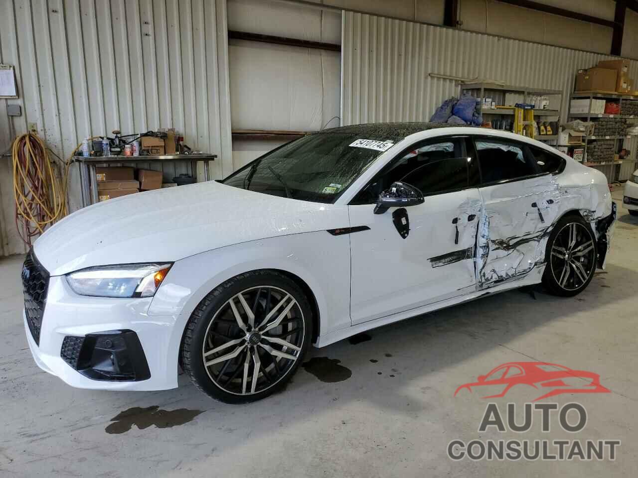 AUDI A5 2021 - WAUFACF5XMA050168