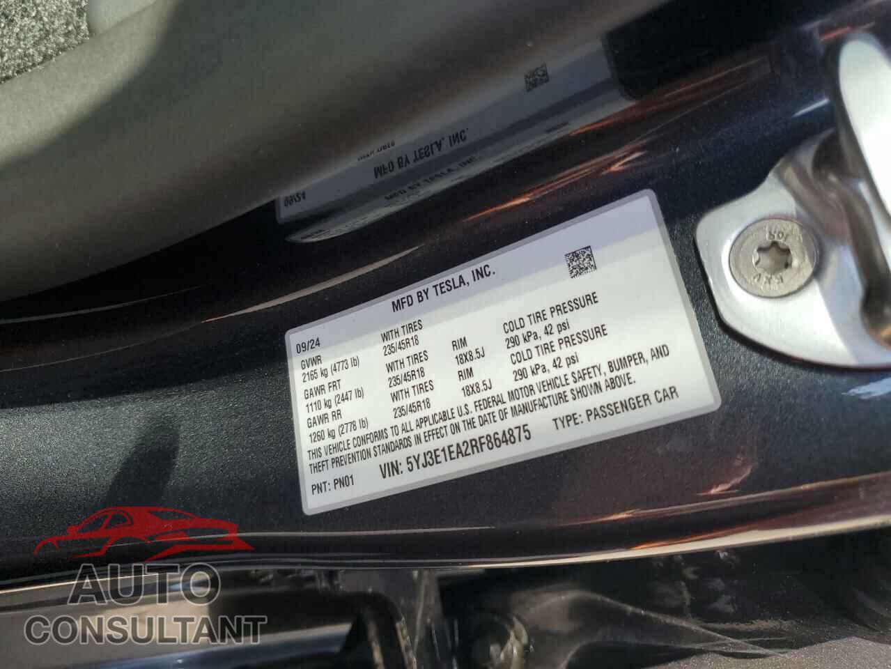 TESLA MODEL 3 2024 - 5YJ3E1EA2RF864875