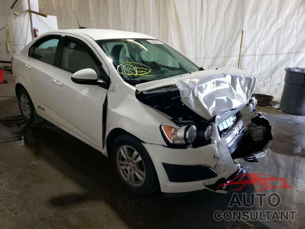 CHEVROLET SONIC 2016 - 1G1JC5SG9G4102038