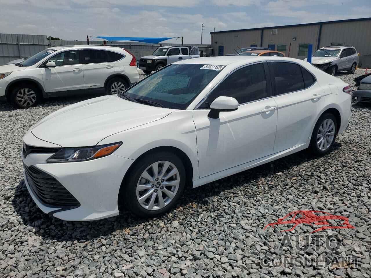 TOYOTA CAMRY 2020 - 4T1C11AK0LU340449