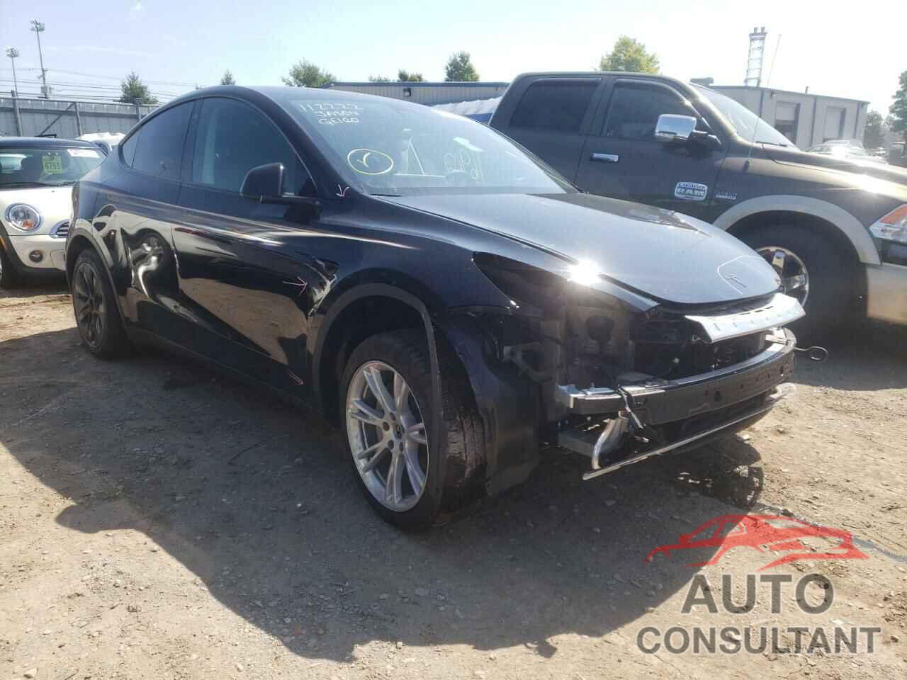 TESLA MODEL Y 2021 - 5YJYGDEE9MF086409