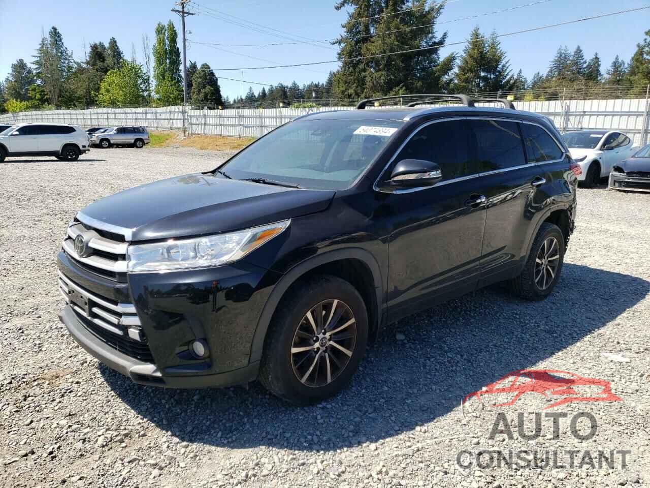 TOYOTA HIGHLANDER 2018 - 5TDJZRFHXJS562031