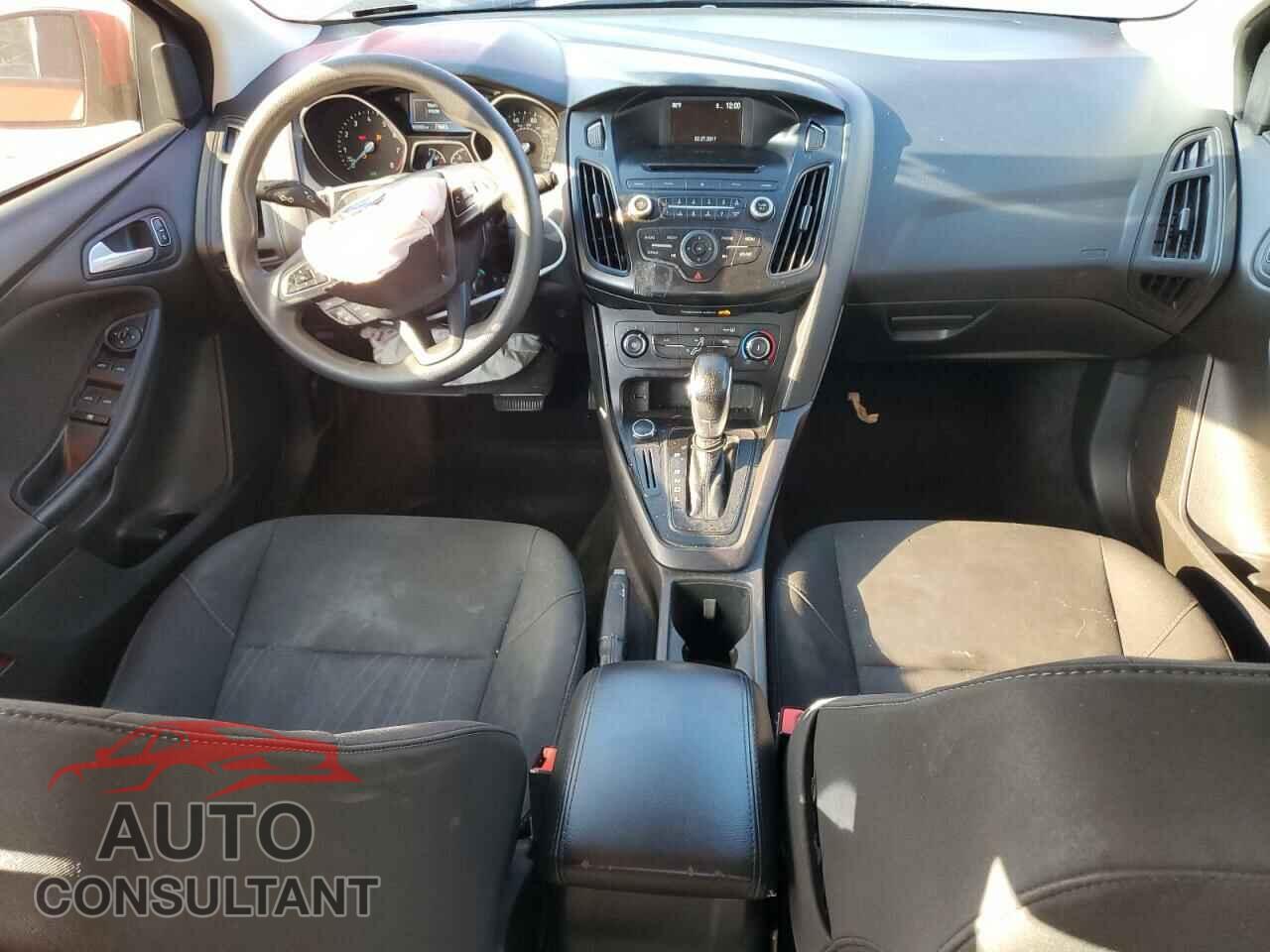 FORD FOCUS 2017 - 1FADP3K26HL248153