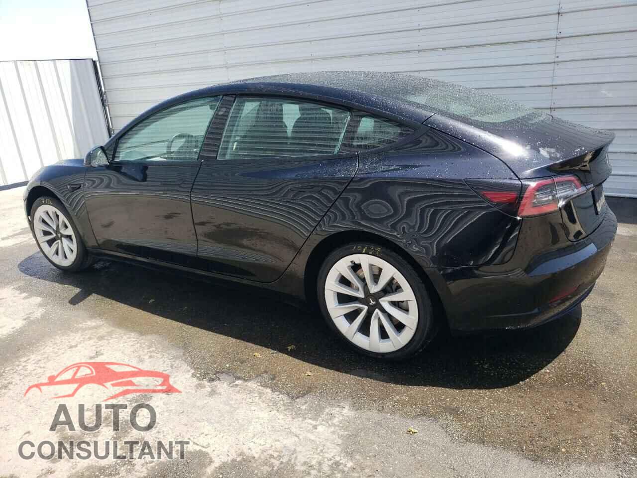 TESLA MODEL 3 2022 - 5YJ3E1EA9NF304457
