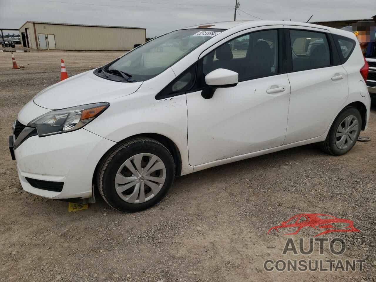 NISSAN VERSA 2018 - 3N1CE2CP0JL357429