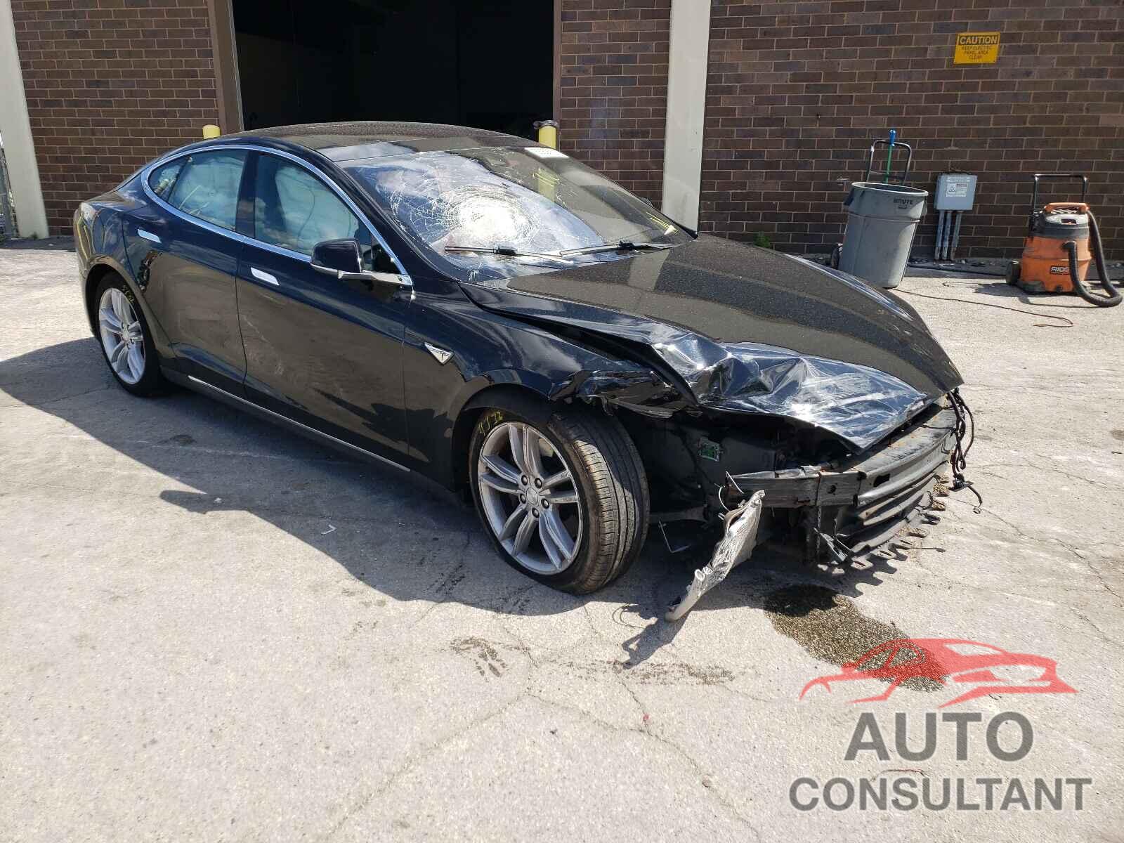 TESLA MODEL S 2016 - 5YJSA1E2XGF127260