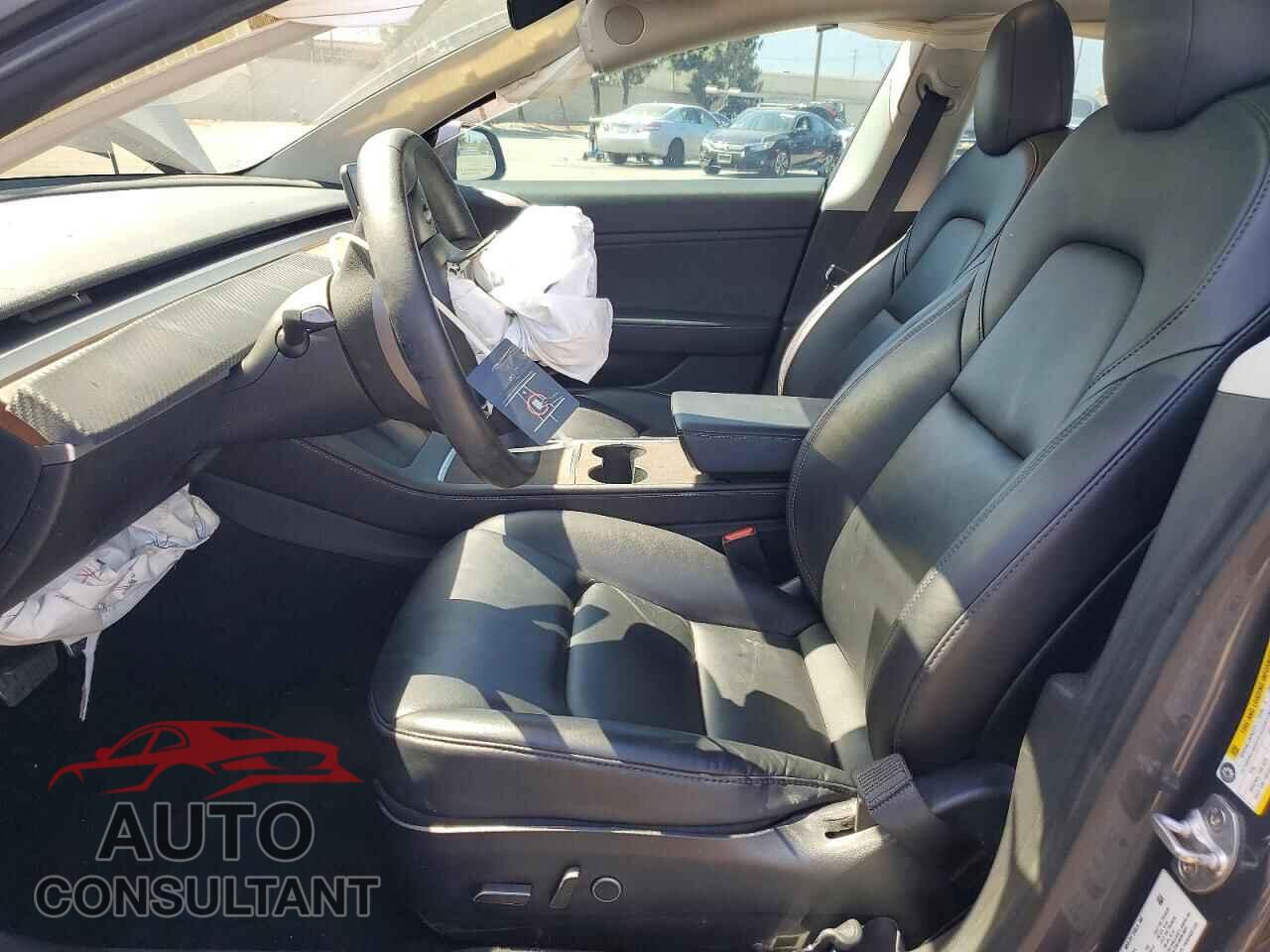 TESLA MODEL 3 2021 - 5YJ3E1EB0MF936657