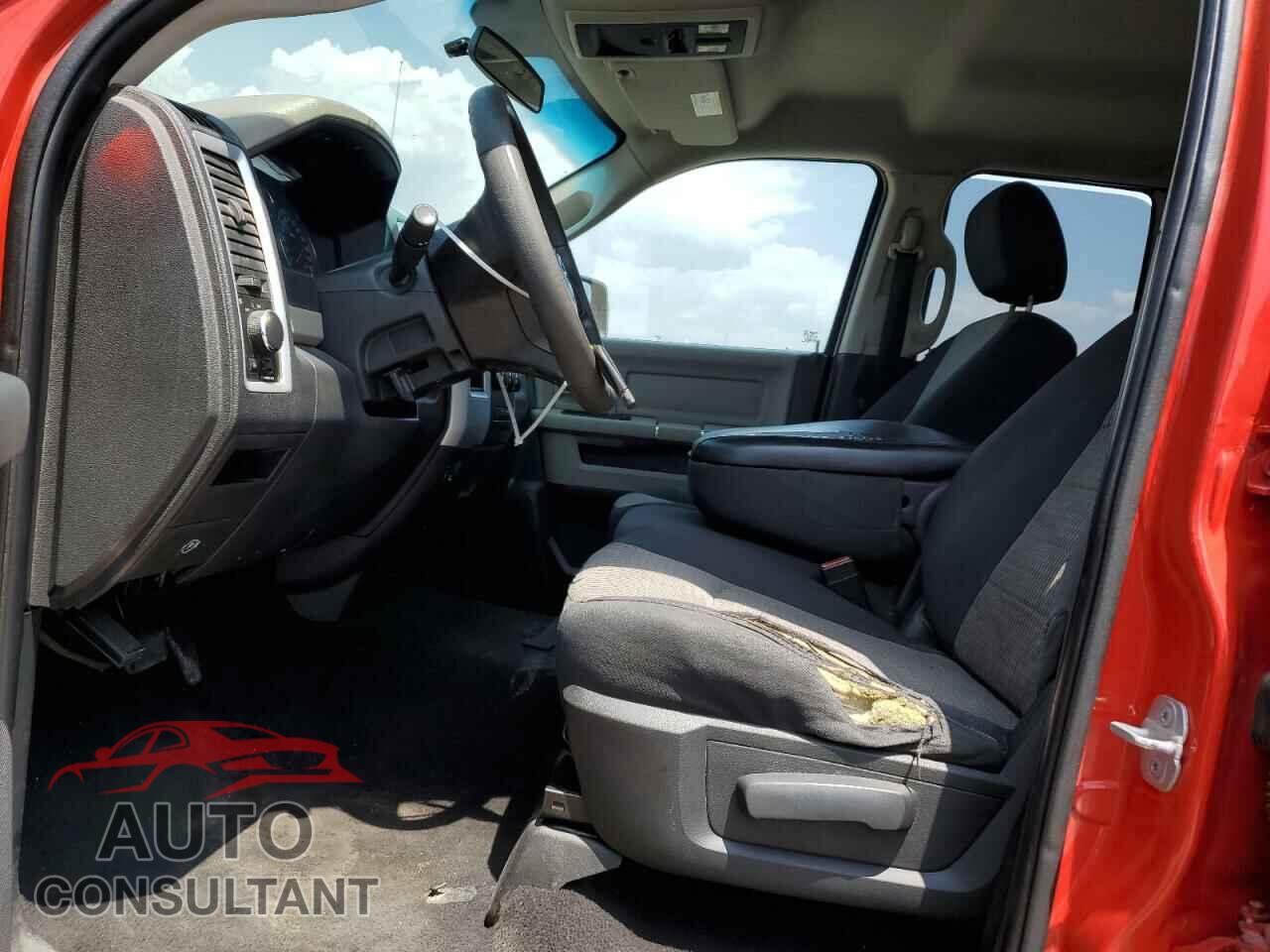 DODGE RAM 1500 2012 - 1C6RD6GP7CS221564