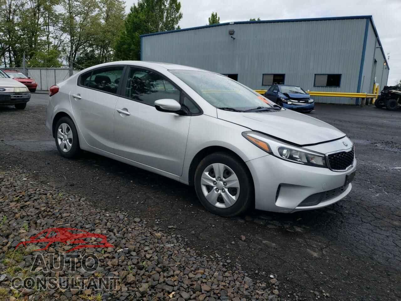 KIA FORTE 2017 - 3KPFK4A73HE092182