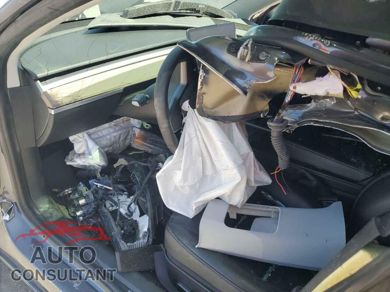 TESLA MODEL 3 2021 - 5YJ3E1EC3MF078531