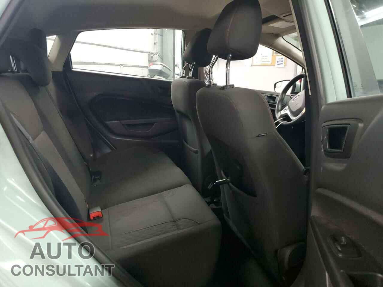 FORD FIESTA 2017 - 3FADP4EJ0HM143874