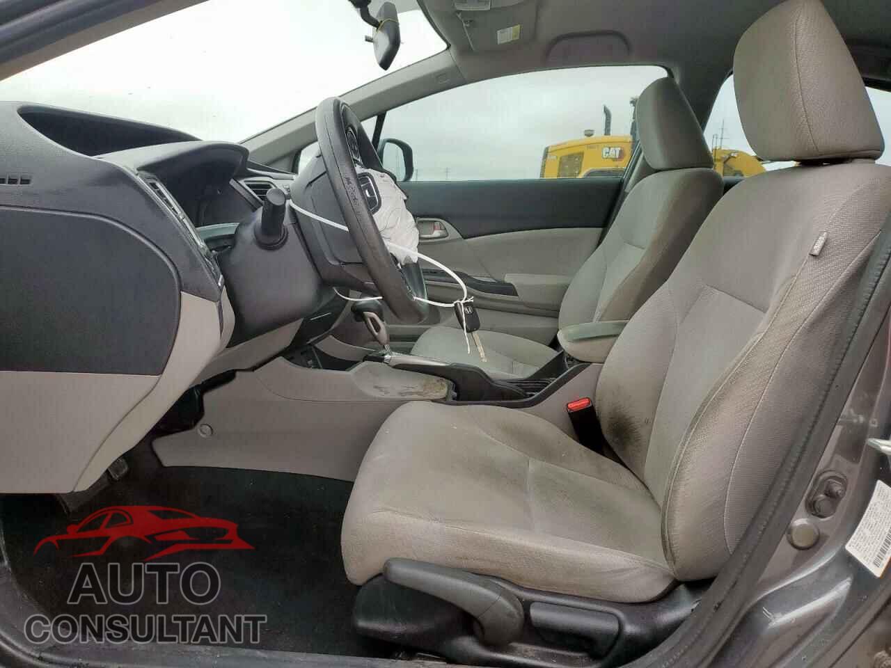HONDA CIVIC 2013 - 2HGFB2F51DH520102