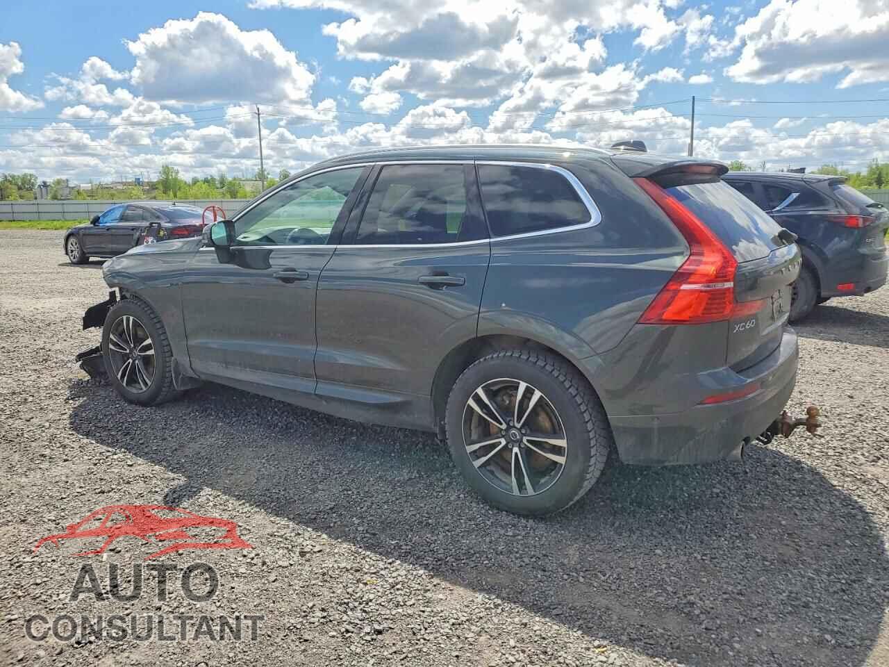 VOLVO XC60 2018 - YV4A22RK3J1027216