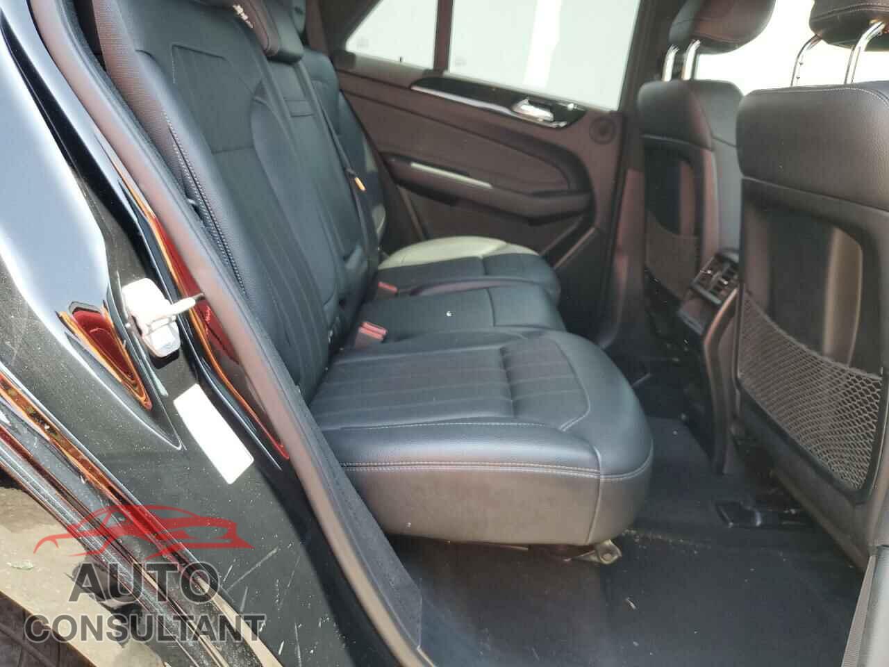 MERCEDES-BENZ GLE-CLASS 2018 - 4JGDA5JB2JB035121