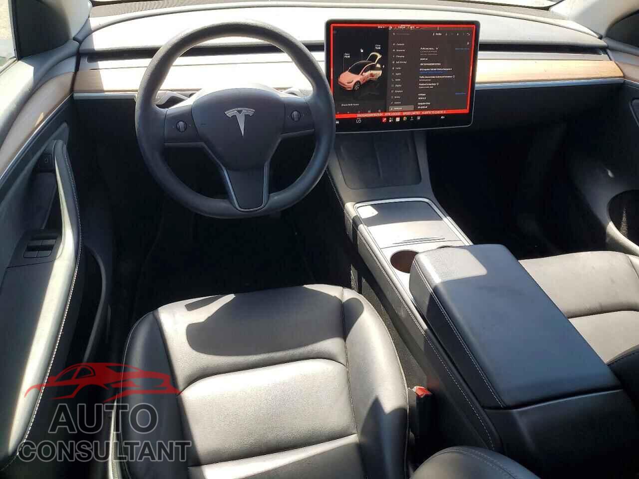 TESLA MODEL Y 2024 - 7SAYGAEE8RF037534