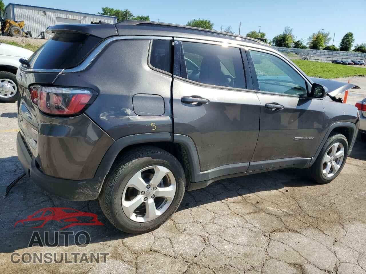 JEEP COMPASS 2018 - 3C4NJDBB3JT142940