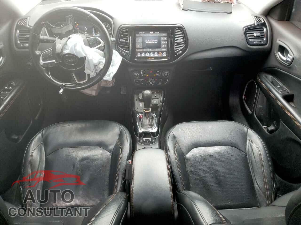 JEEP COMPASS 2018 - 3C4NJDCB4JT128687