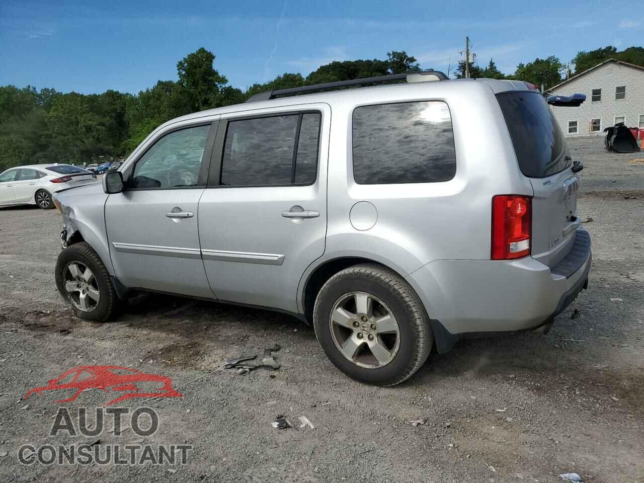 HONDA PILOT 2011 - 5FNYF4H56BB076495