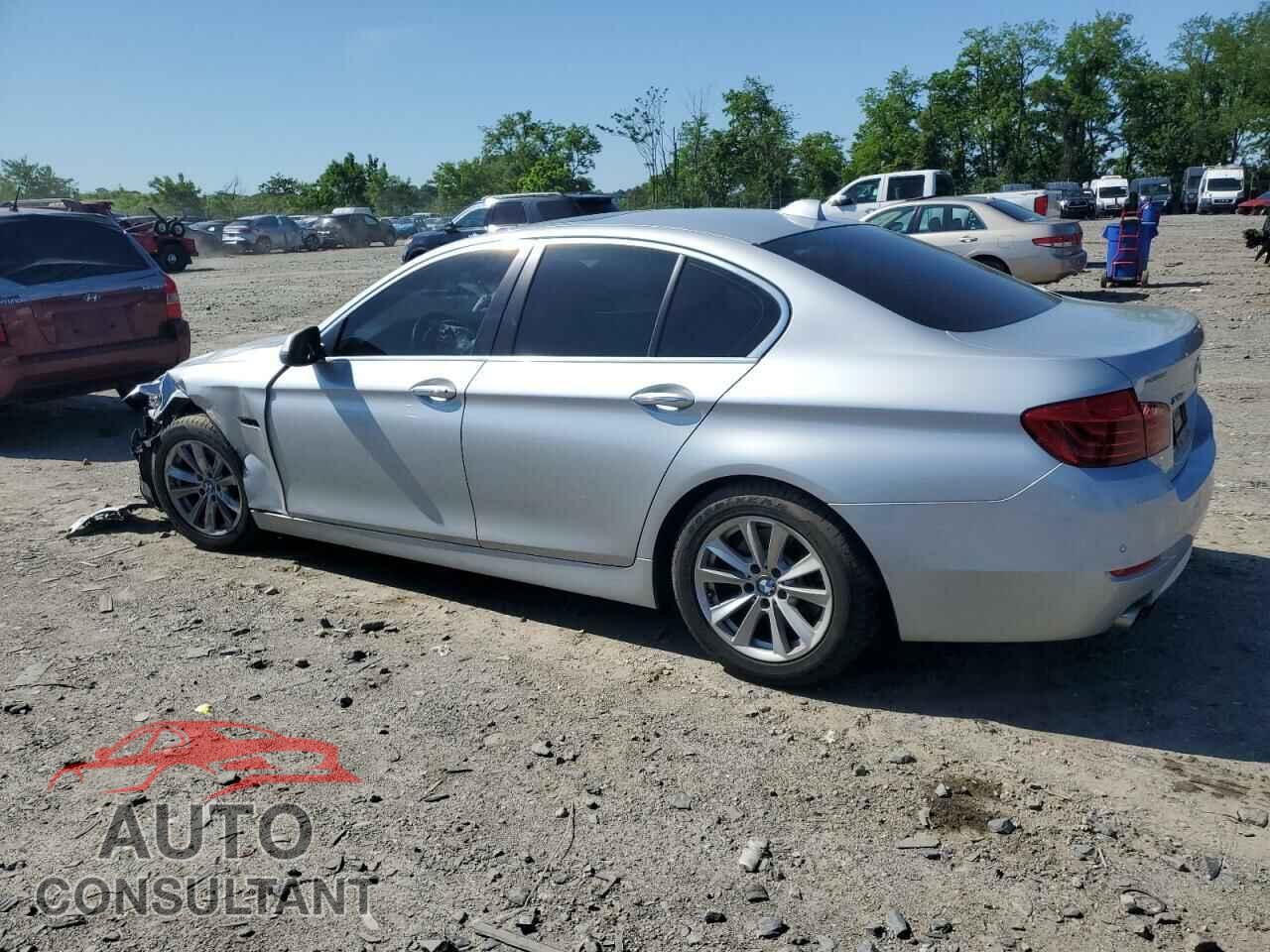 BMW 5 SERIES 2016 - WBA5A7C50GG643577