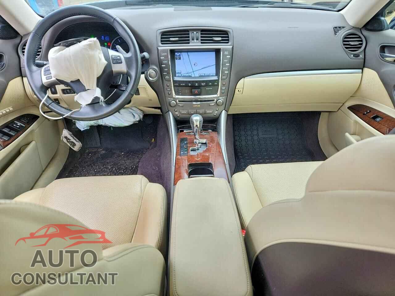 LEXUS IS 2012 - JTHCF5C26C5060313