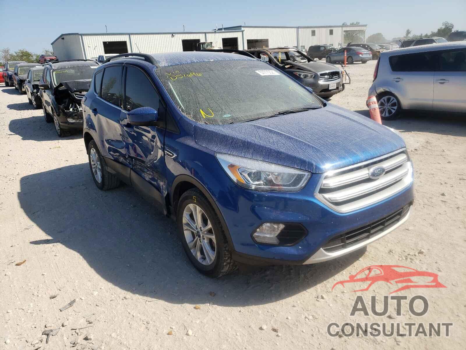 FORD ESCAPE 2017 - 1FMCU0GD4HUD51696
