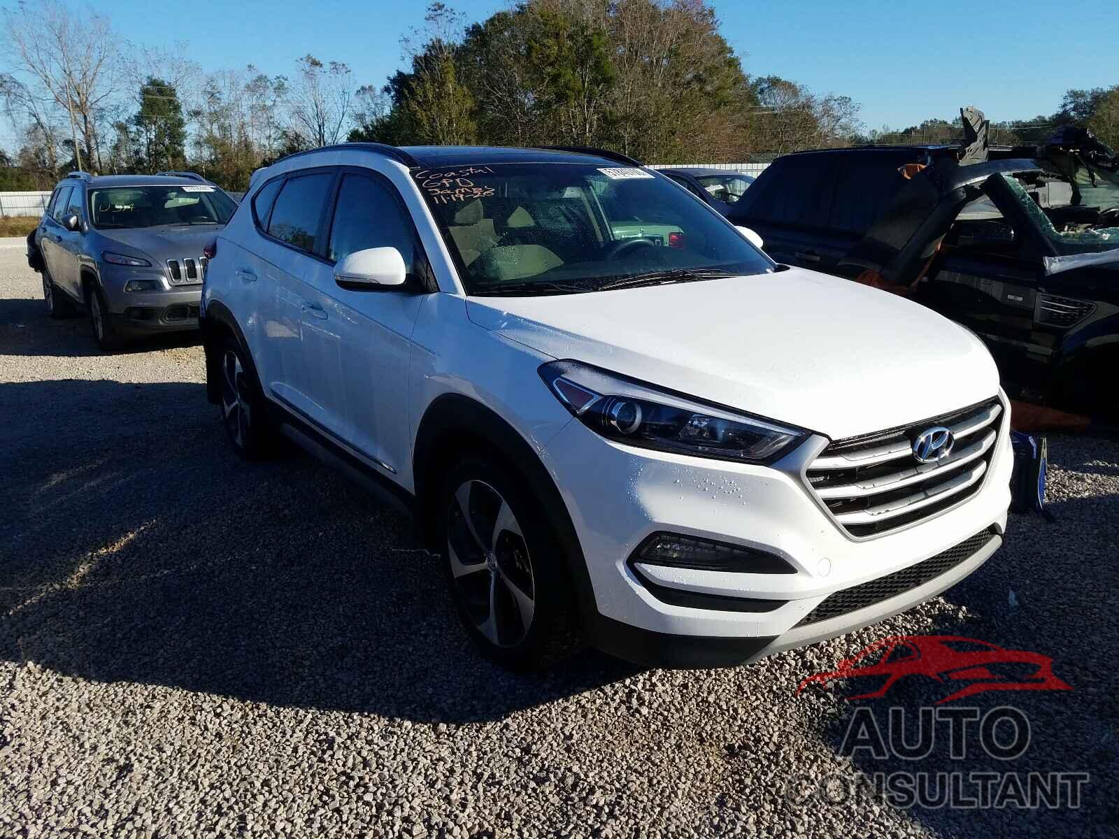 HYUNDAI TUCSON 2018 - KM8J33A25JU760007