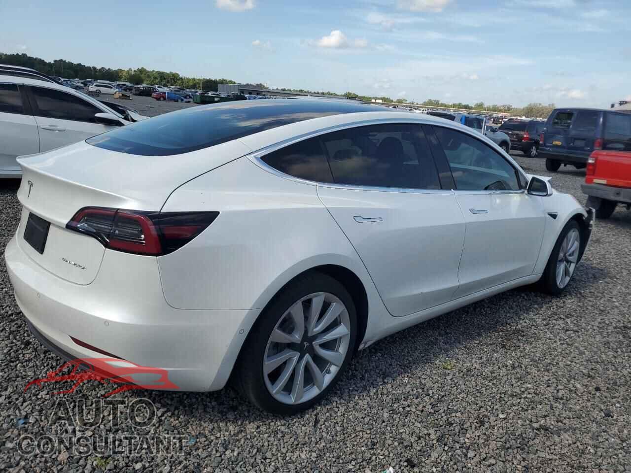 TESLA MODEL 3 2020 - 5YJ3E1EBXLF795644